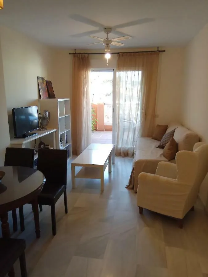 Precioso Atico En Torre De Benagalbon A 20 Metros Del Mar. Apartment